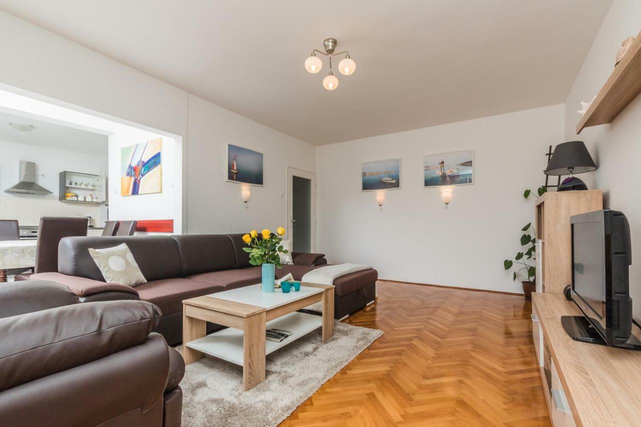 Apartment Marty Цриквеница Экстерьер фото